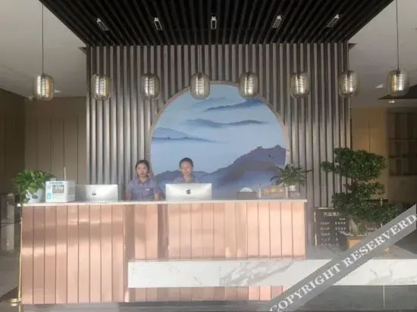 Shuangjiang Platinum Hotel