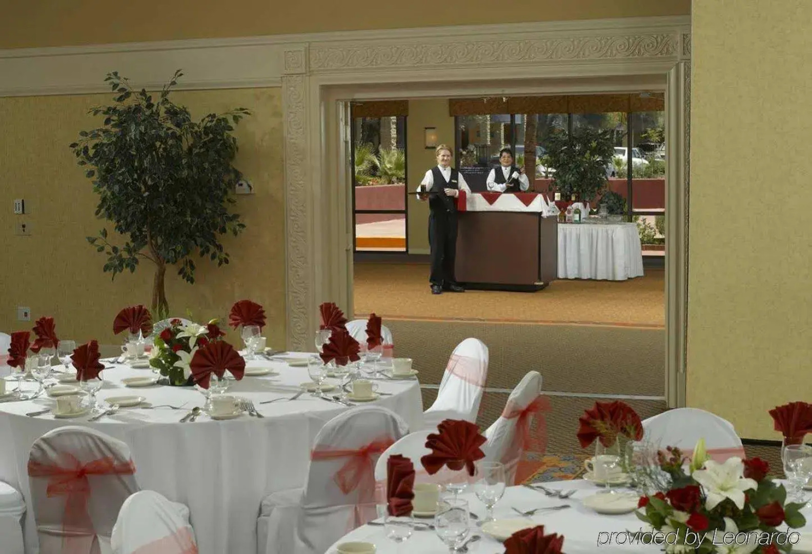 DoubleTree by Hilton Tucson - Reid Park