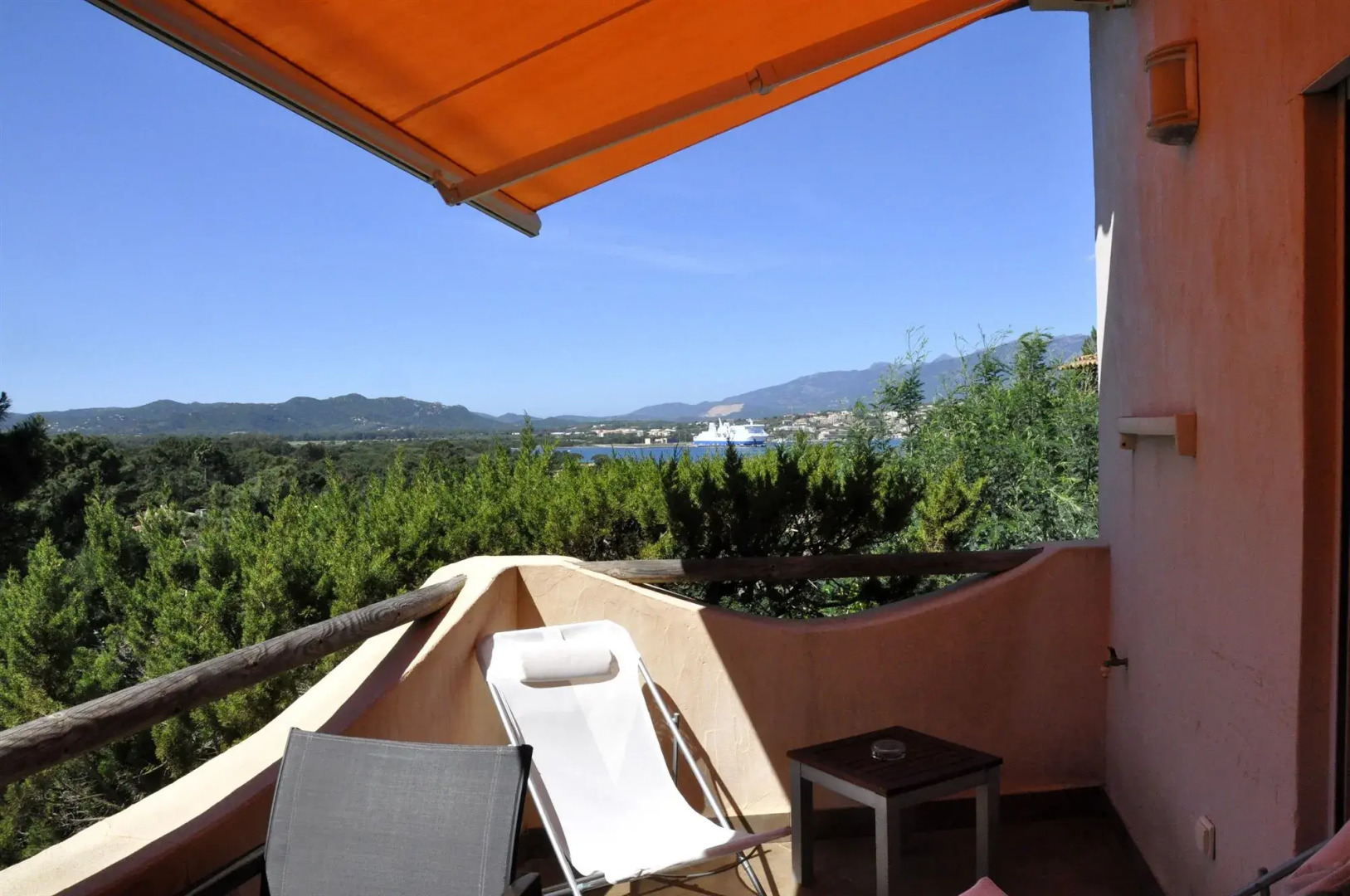 Private Hotel - Adults Only