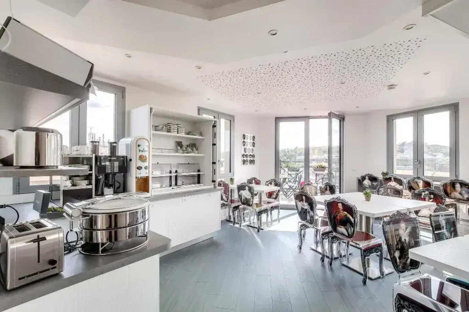 Hôtel Versailles Chantiers