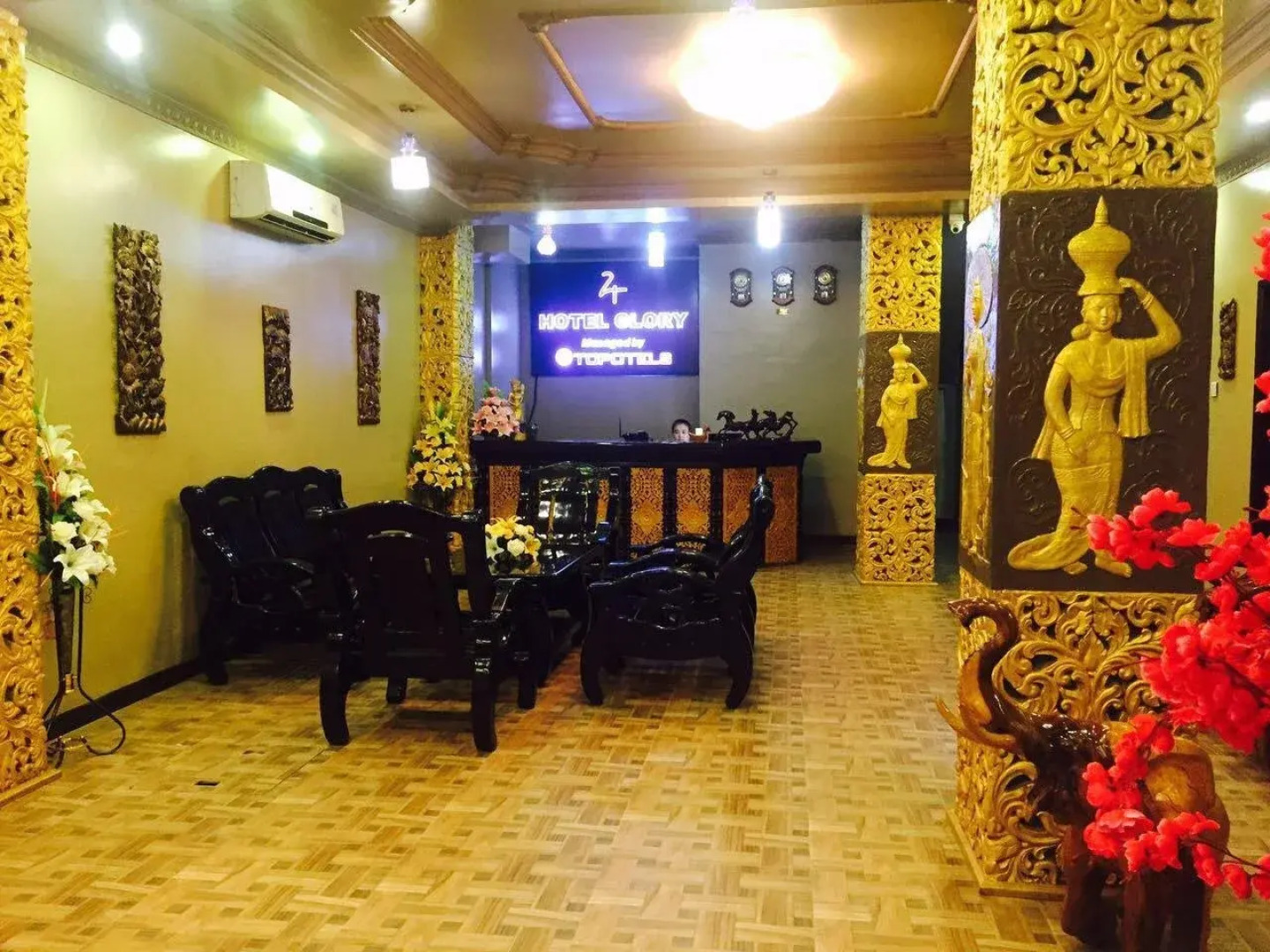 Hotel Glory