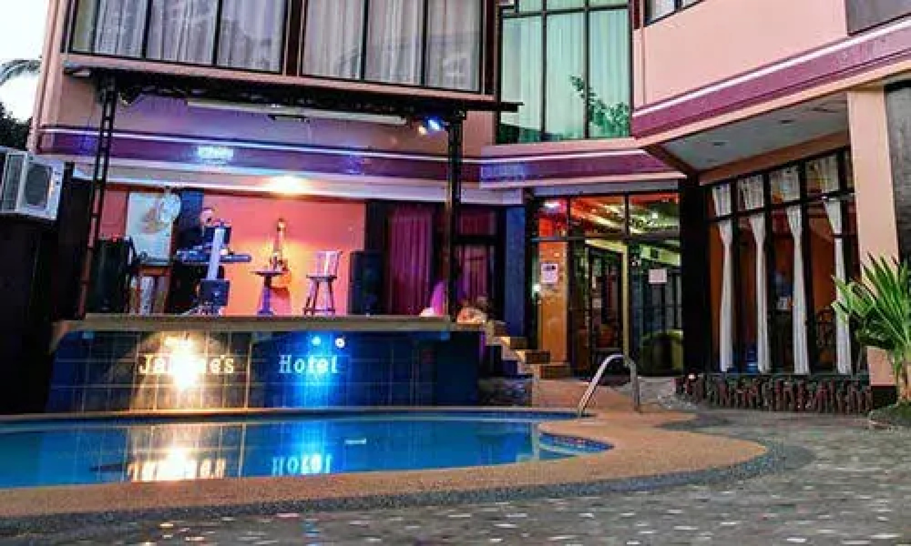 Jaimee's Hotel