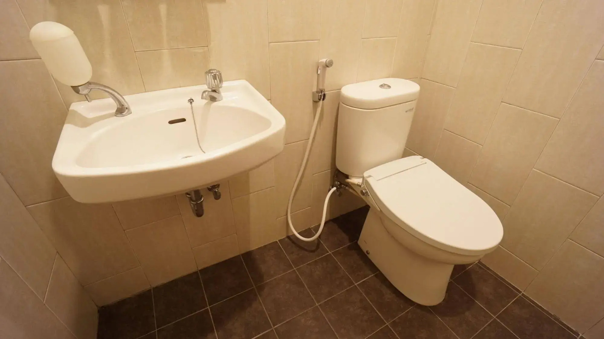 De Reiz Villa Kesuma Syariah, 3 BR, View ke Bukit