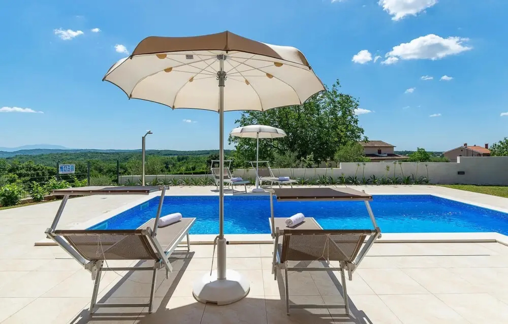 Amazing Home in Vizinada With 3 Bedrooms, Wifi and Outdoor Swimming Pool