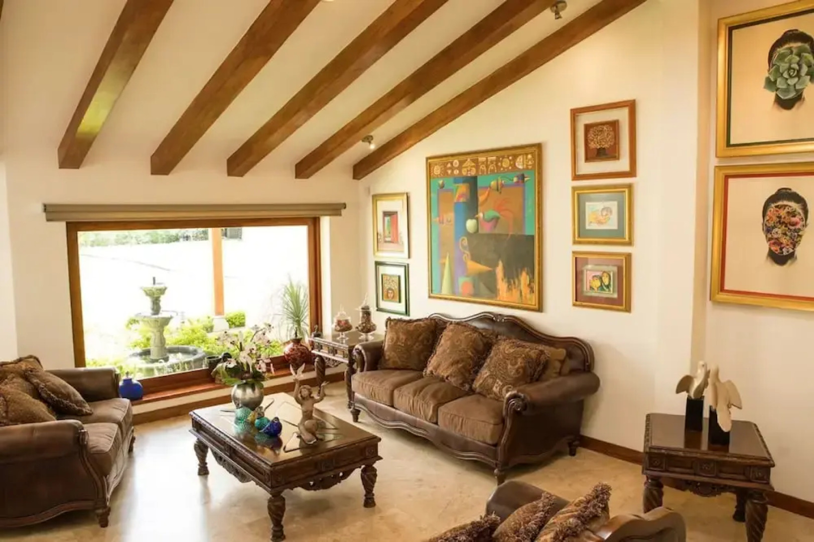 Luxury Casa Guayllabamba - BBQ Jacuzzi Gym Piscina