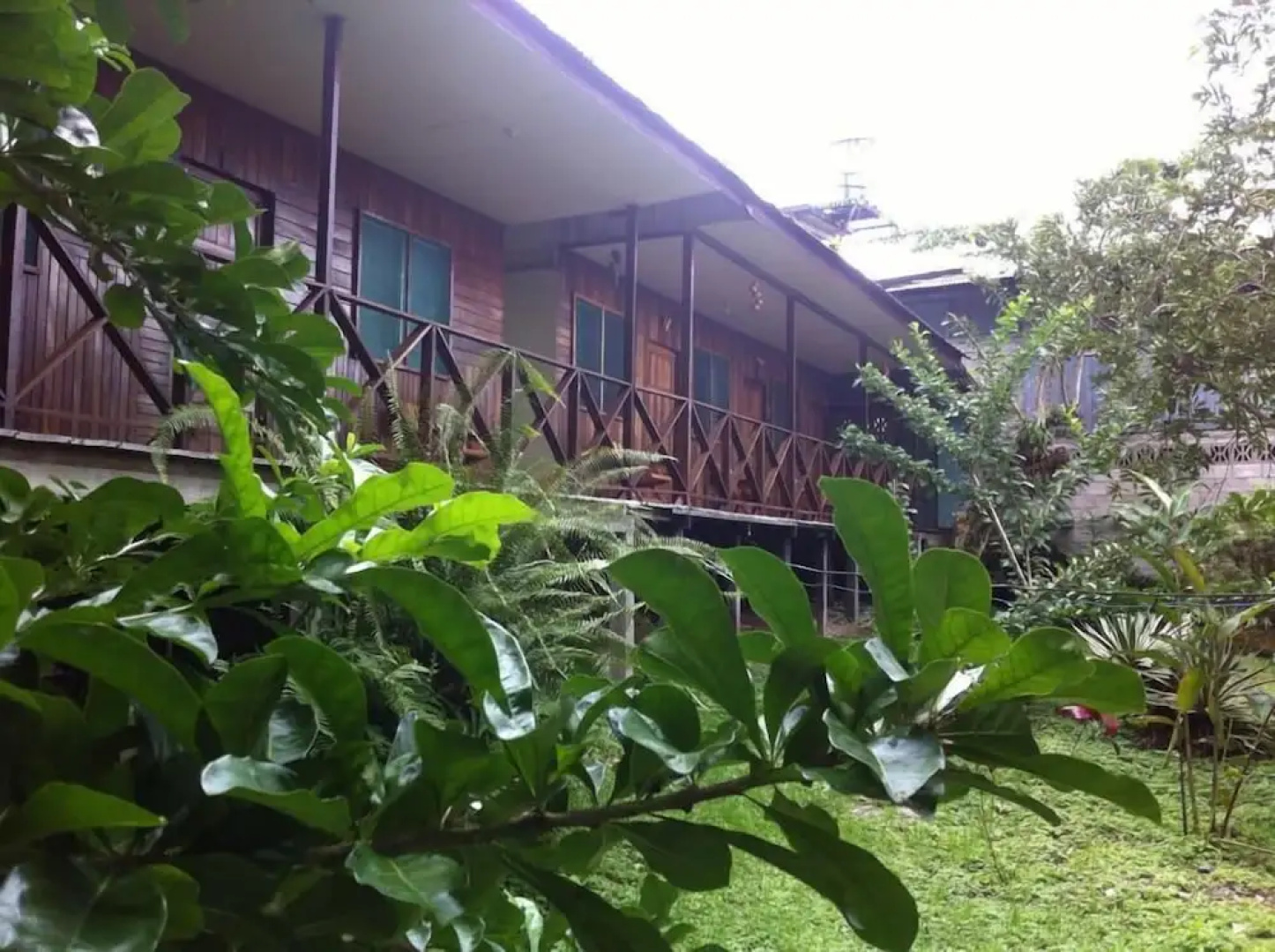 Hotel Cabinas Leyko