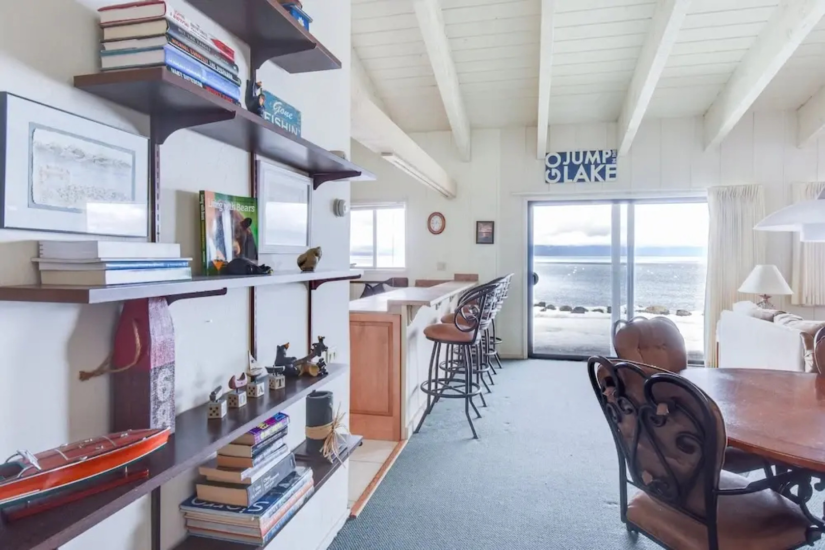 Waters Edge Jewel w/ Lake Views HOA Access!