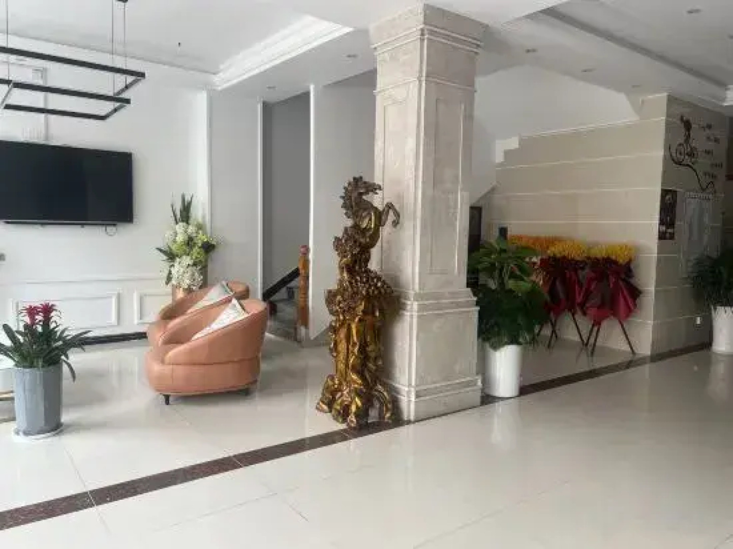 Lichuan Green Orange Hotel (Railway Station Branch)