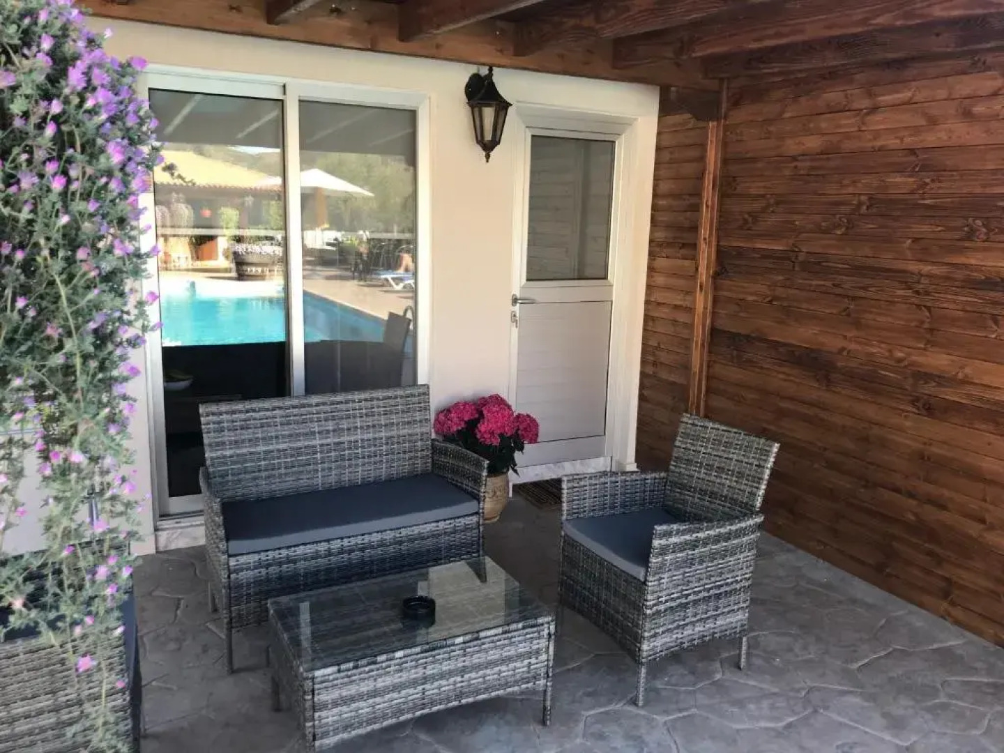 Sofros Valley Hills Chalet