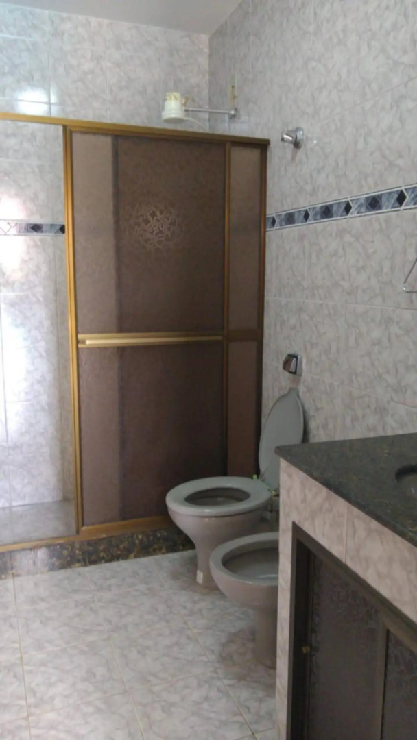 Casa muito espaçosa privativa com Piscina, Churrasqueira e área gourmet