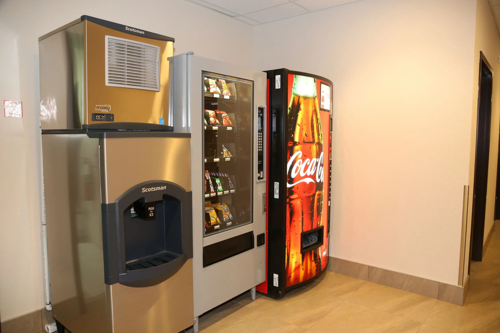 Prairie Moon Inn & Suites Unity