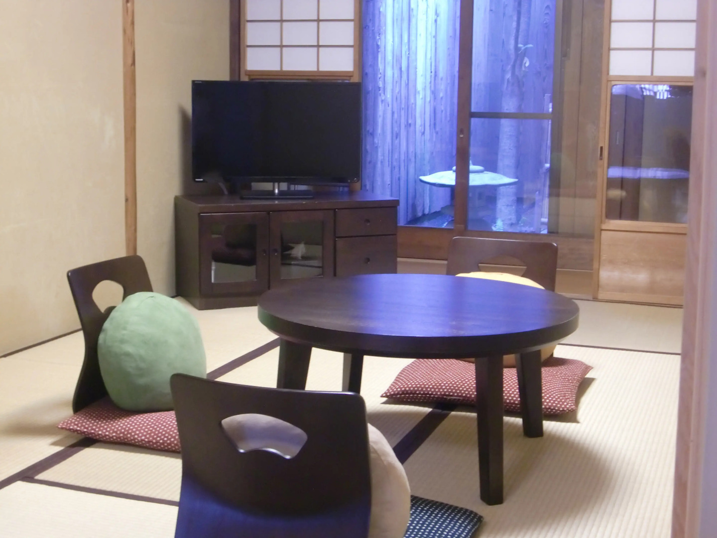 Sanjo Karasuma no Yado Suzuran