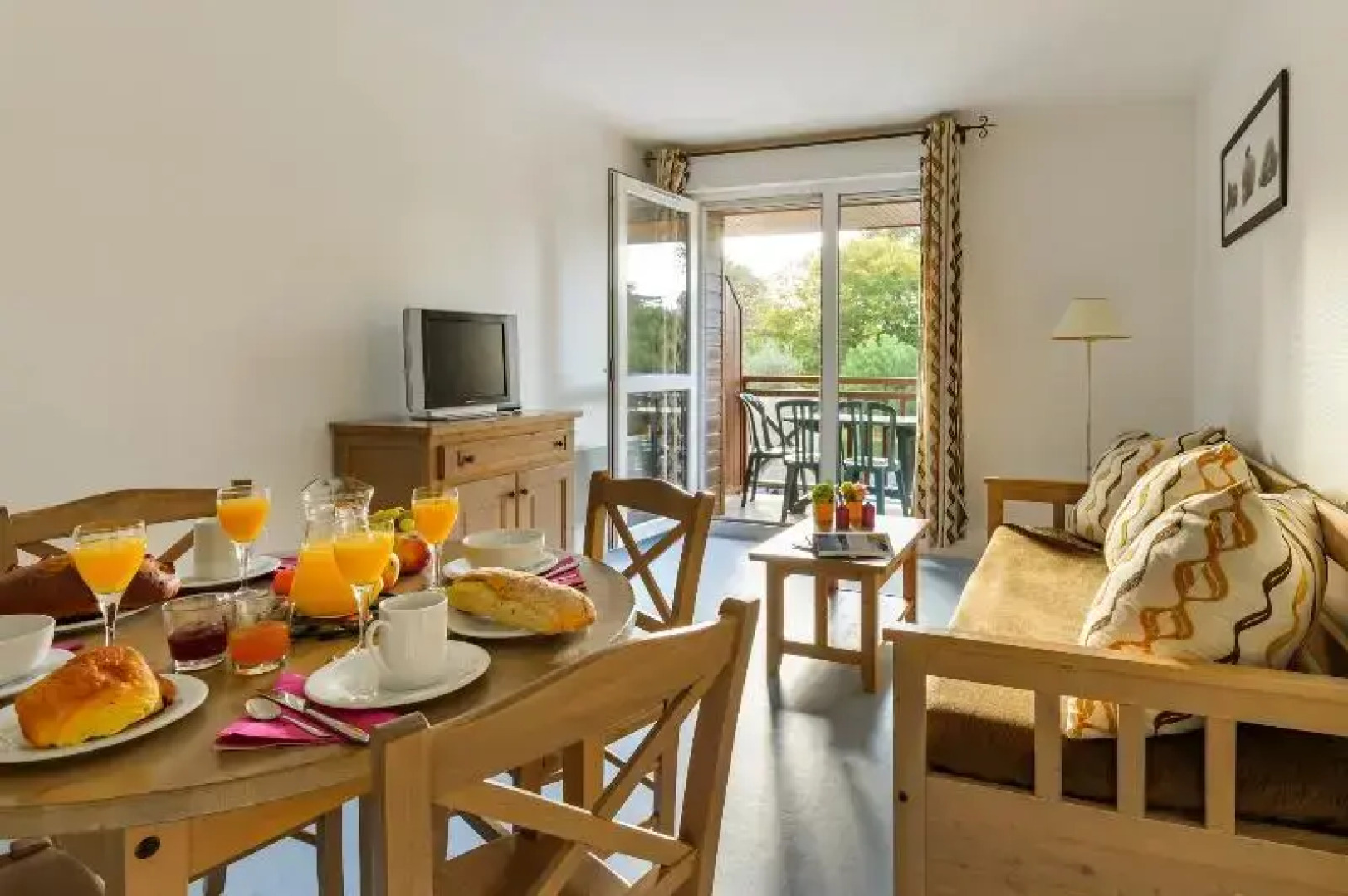 Lagrange Vacances Les Roches Douvres