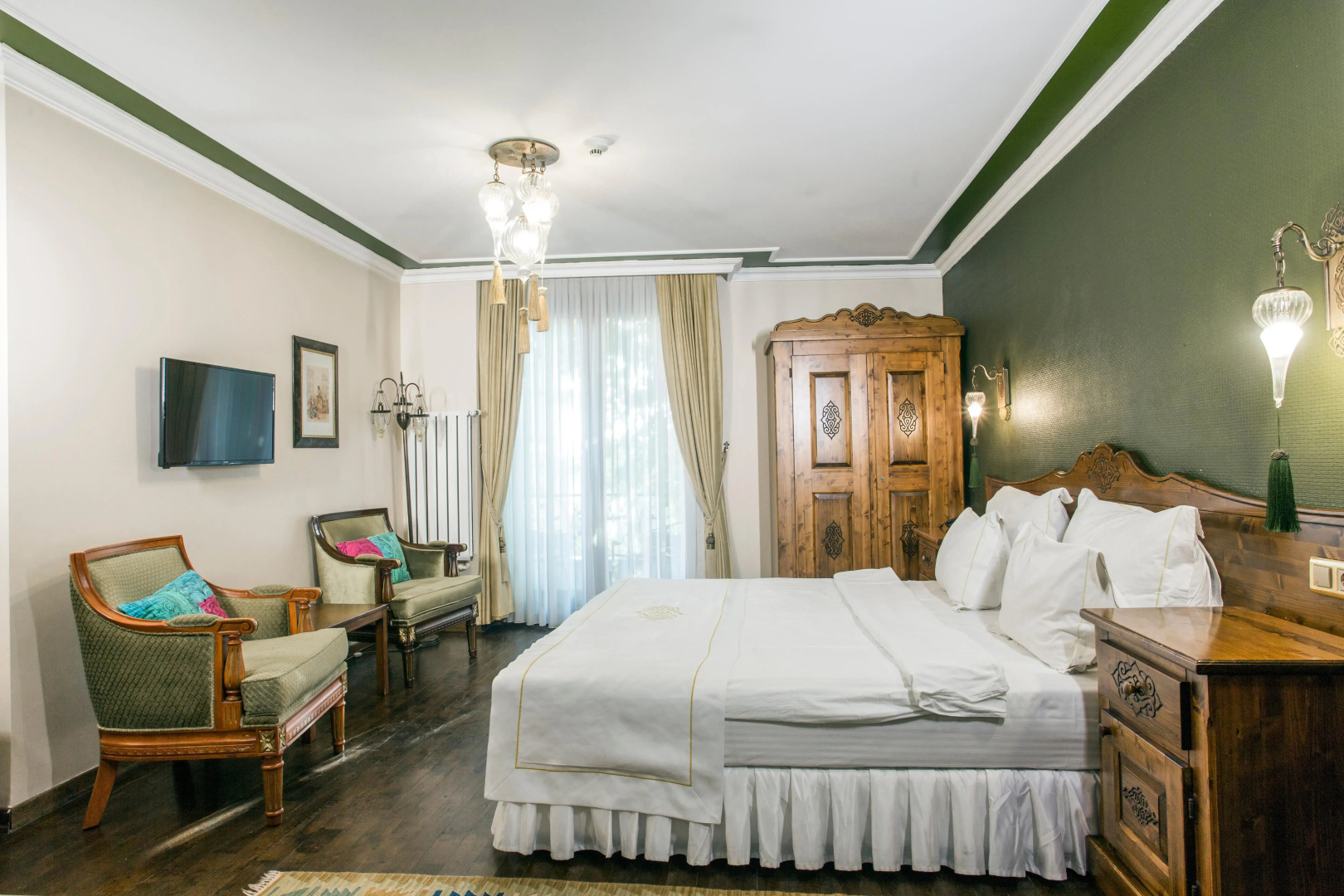 Rose Garden Suites