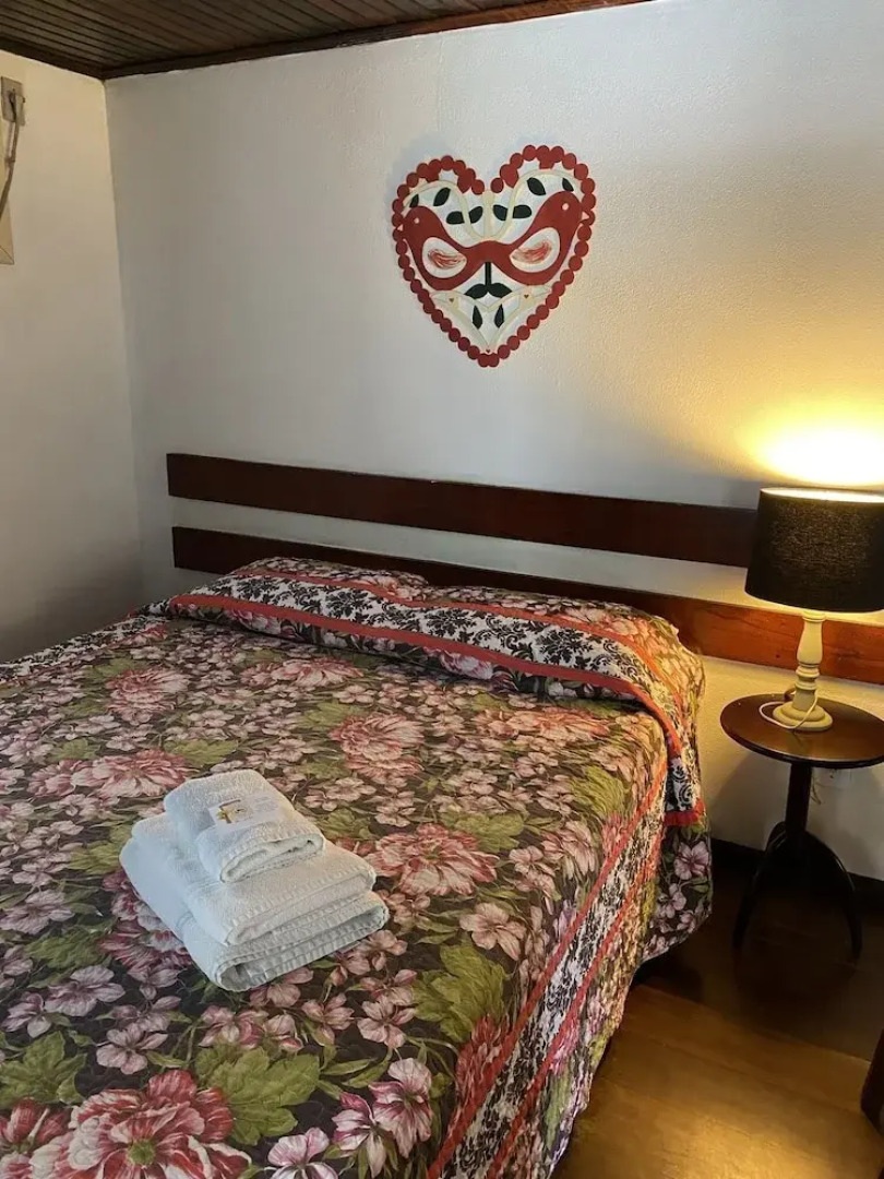 Village Colonial Hotel