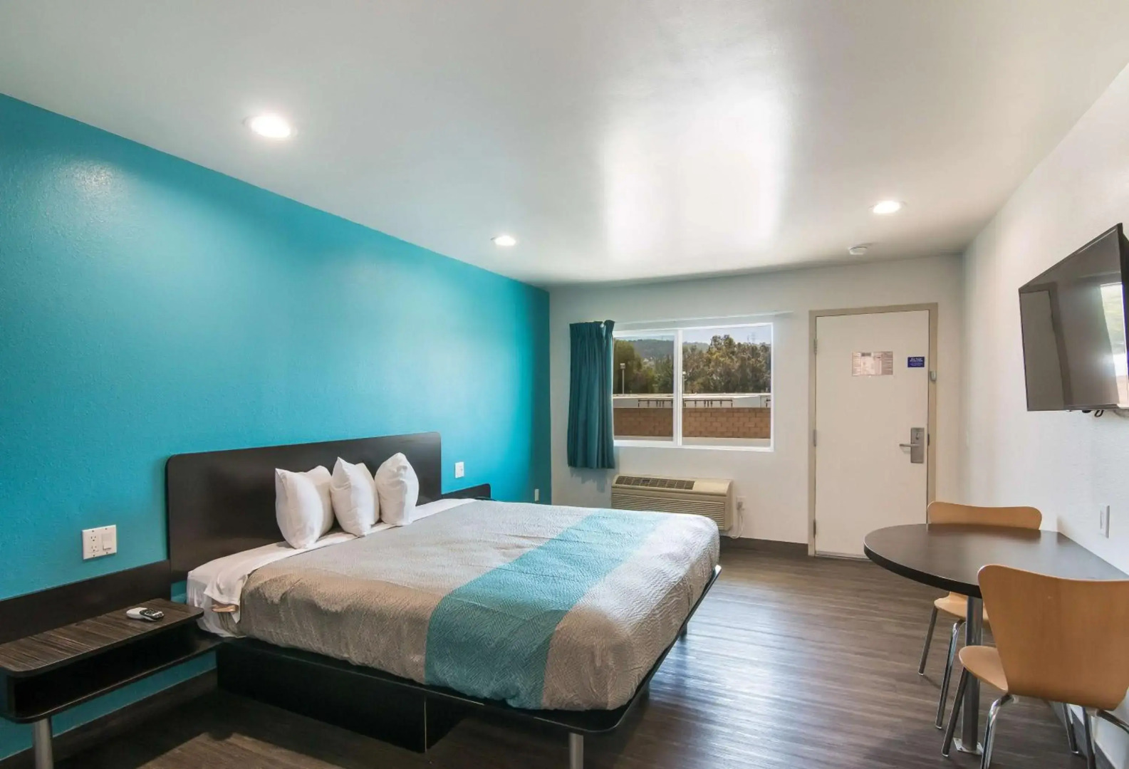 Motel 6 South El Monte, CA - Los Angeles