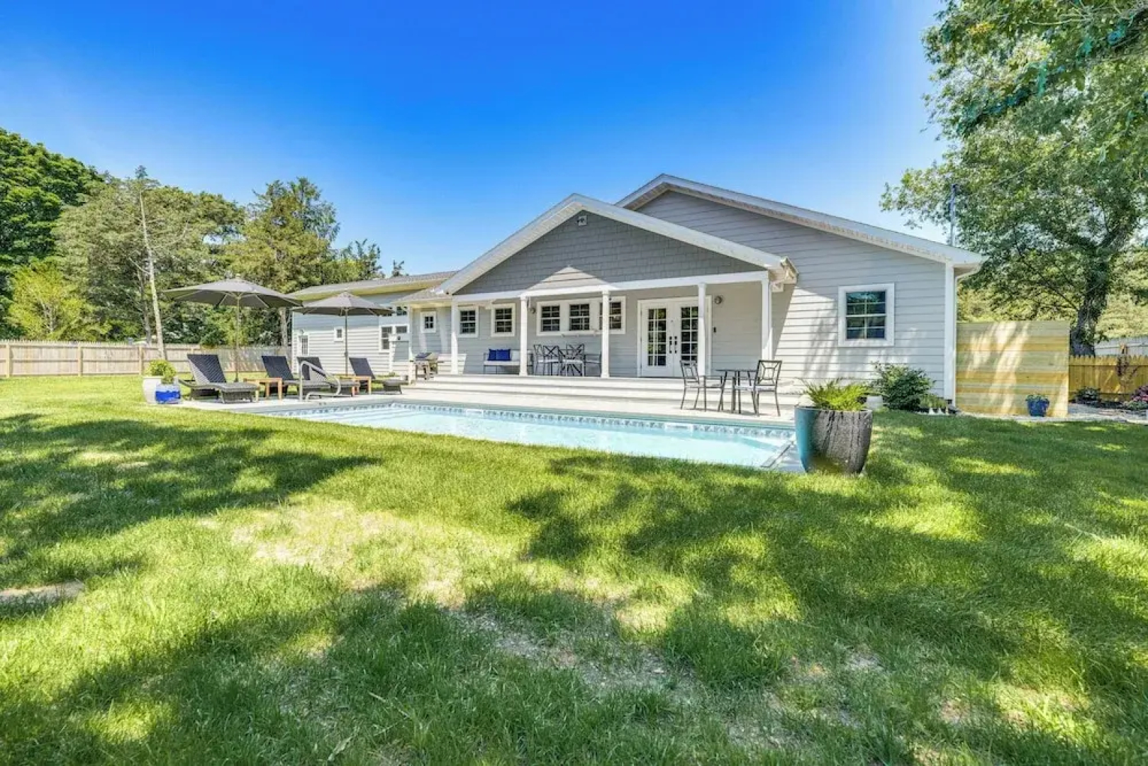 Distinctive Hamptons Home w/ Pool Near Bay, Ocean