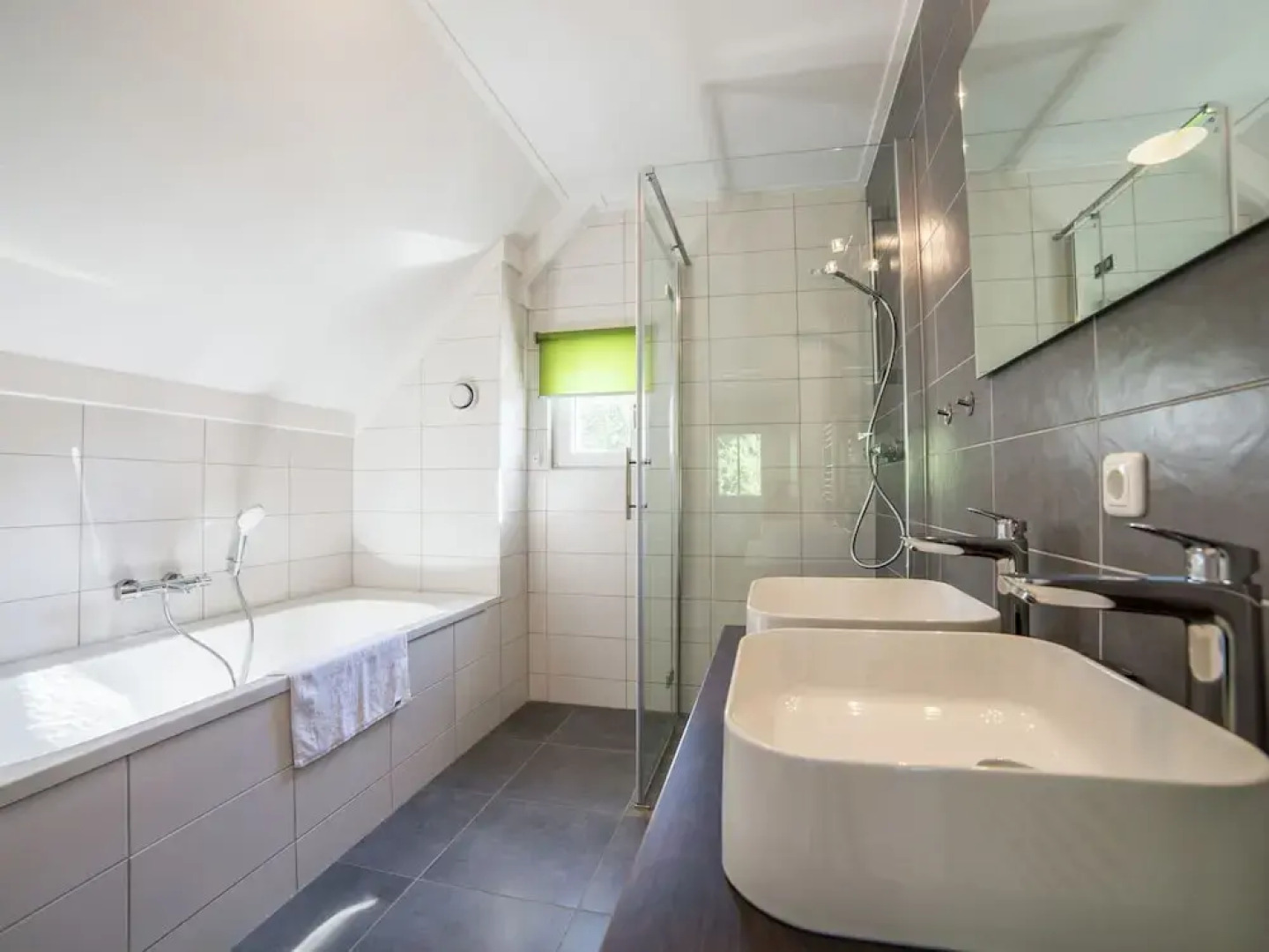 Comfortable Villa Near the Kids Quarter