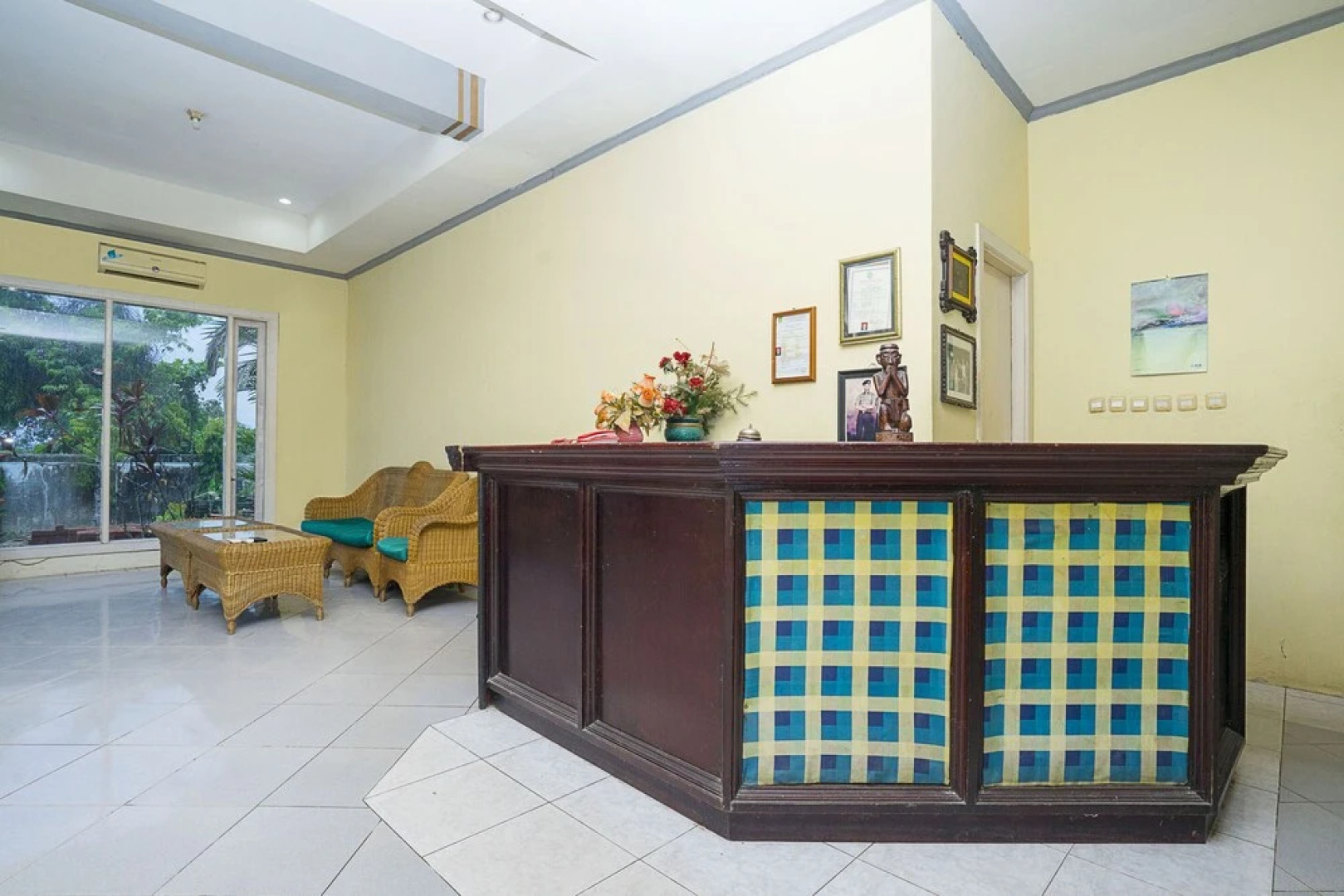 Hotel Pelangi Harapan by OYO Rooms