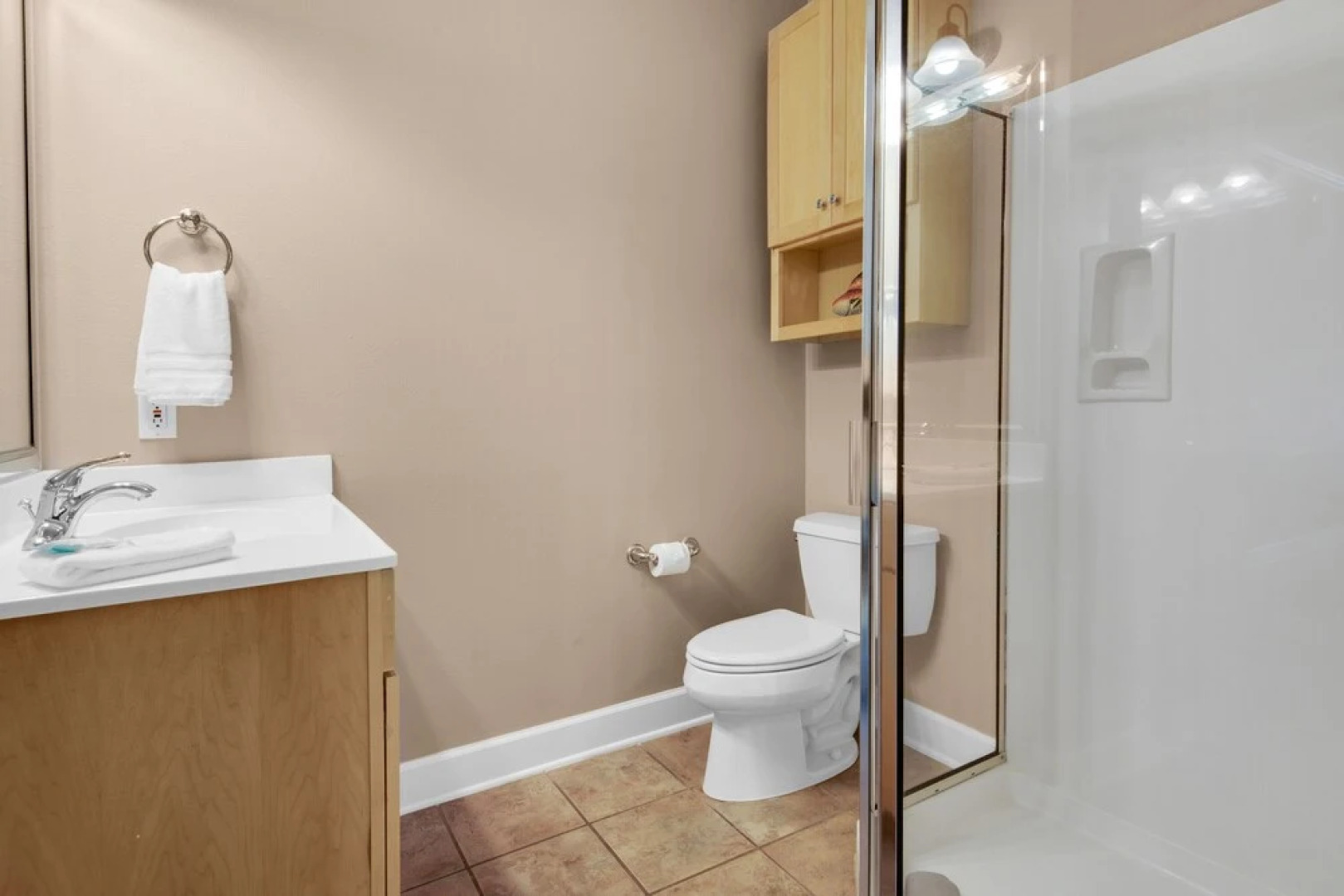 Dolphin Watch 3 Bedroom Townhouse by RedAwning