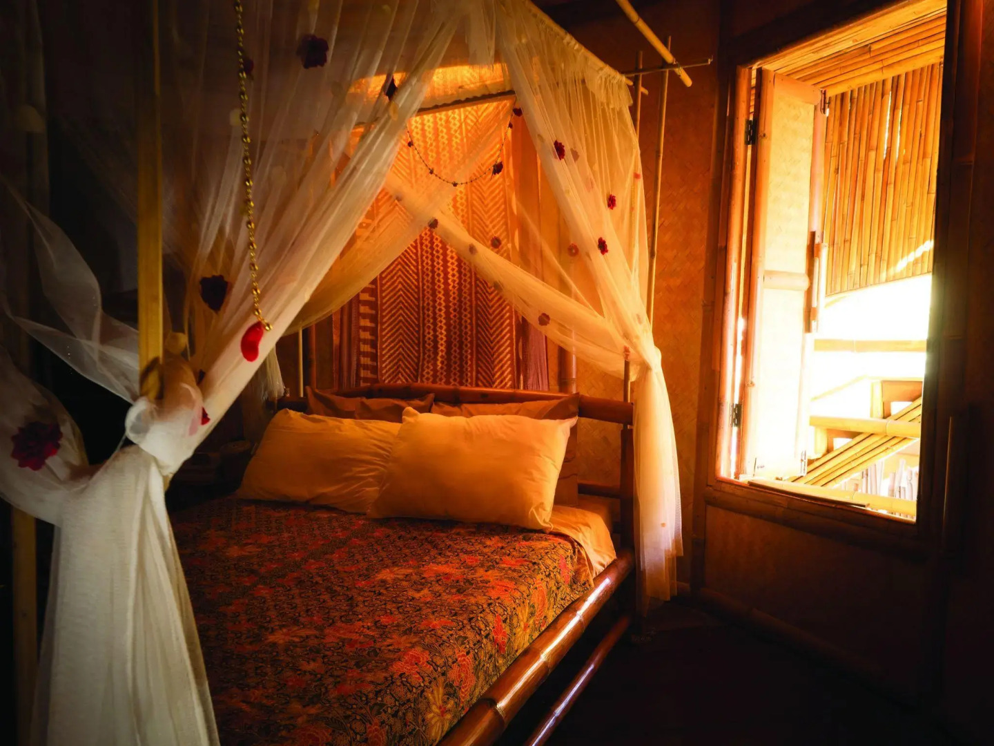 Paree Hut Resort Koh Sichang