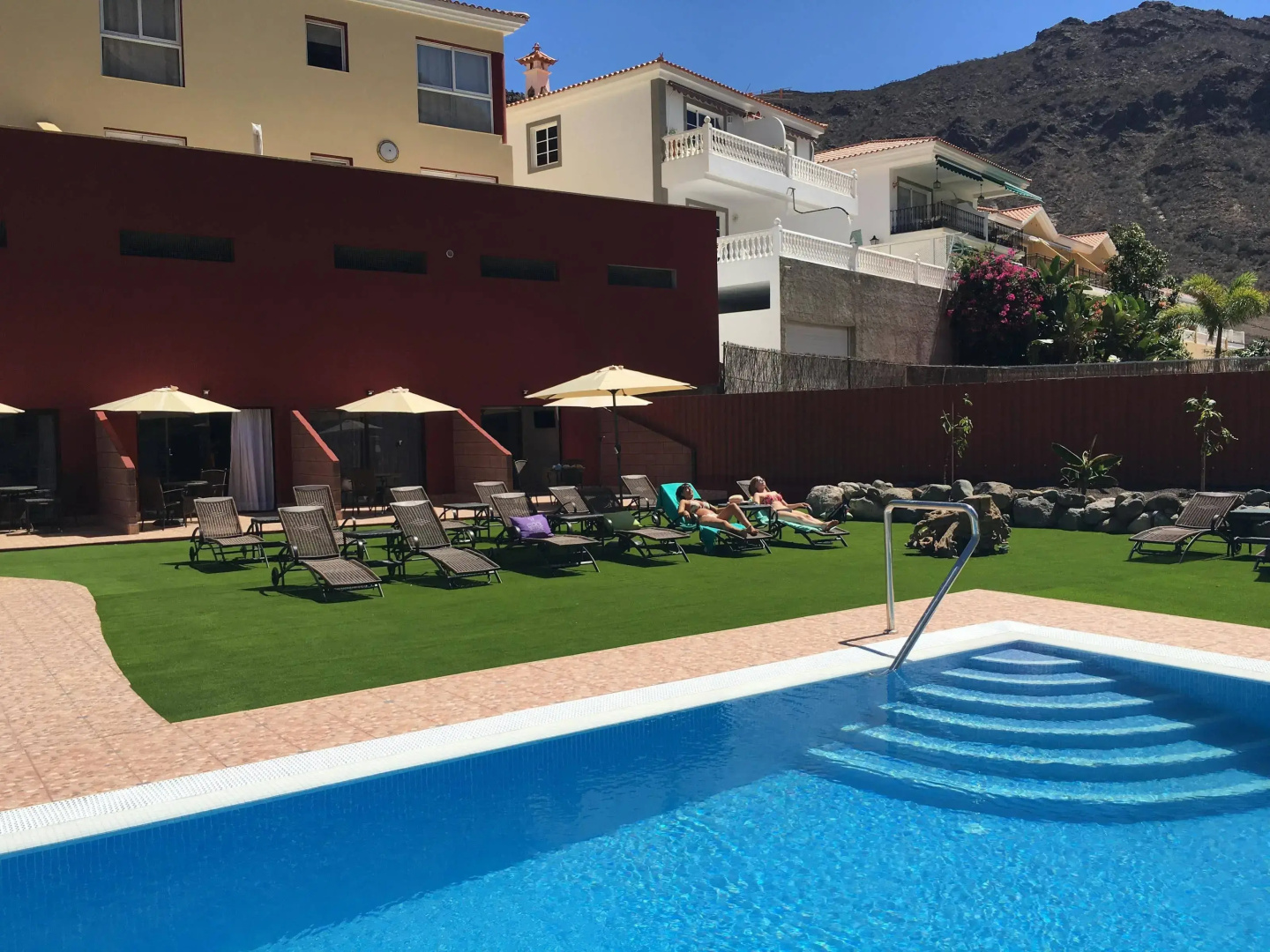 Sol Mogan Suites