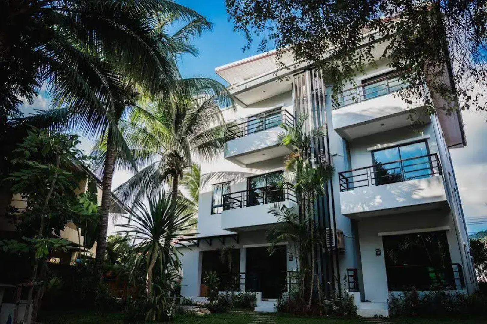 BYG Boutique Service Apartment At Kamala Beach