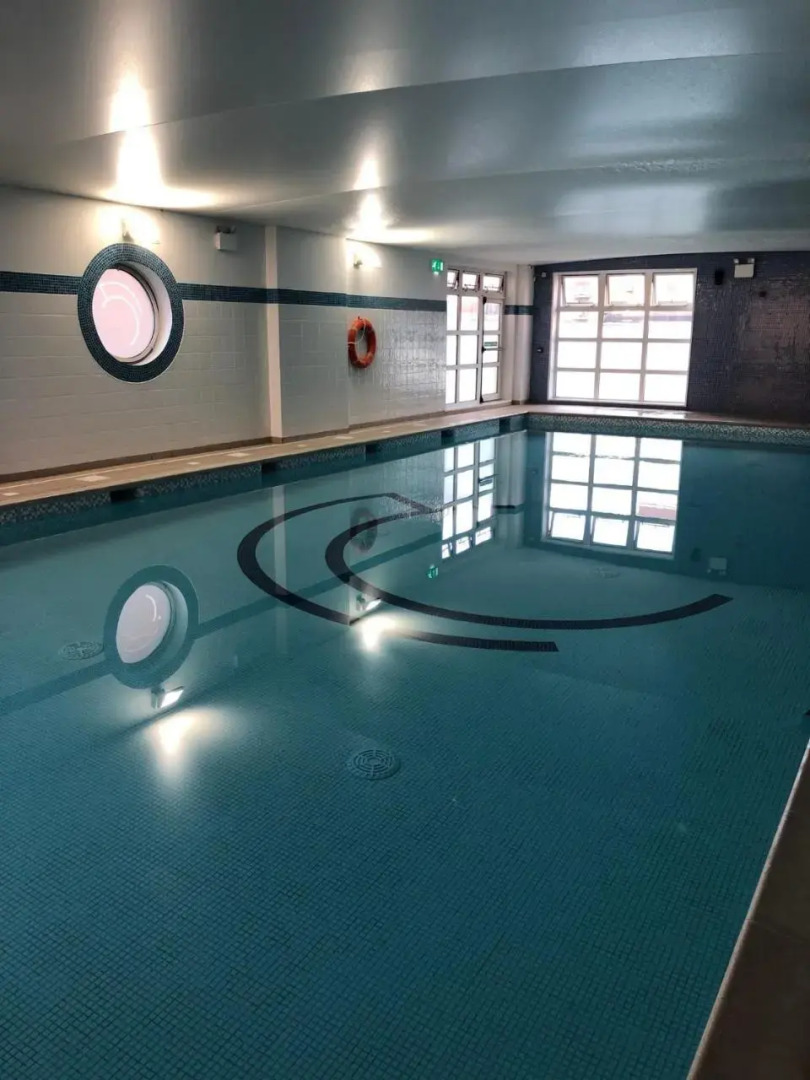 Hansen House 2 with Private Parking