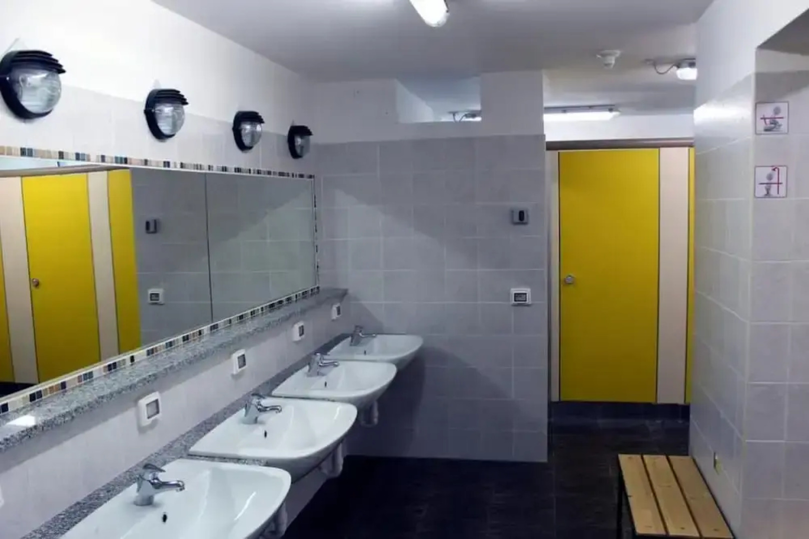 Presanella Mountain Lodge - Campsite