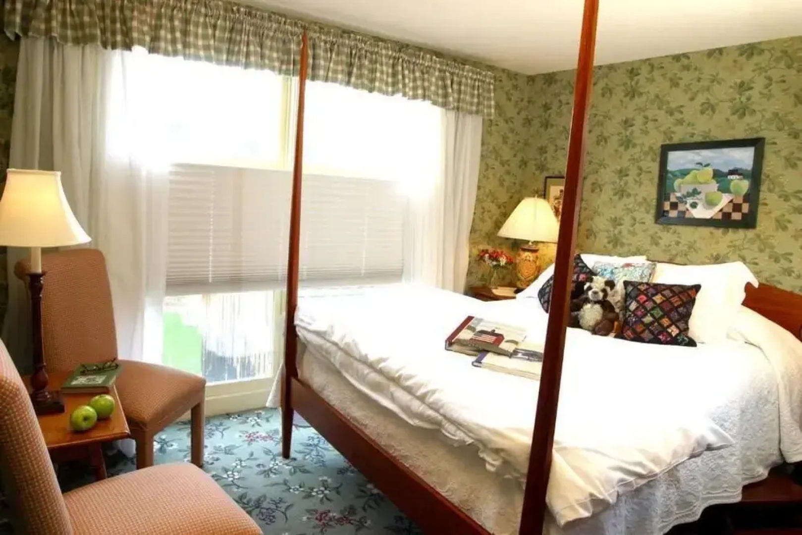 Three Mountain Inn