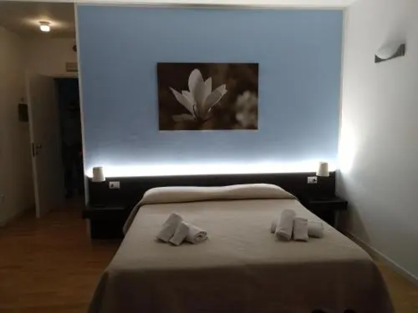 Magnolia Room & Breakfast