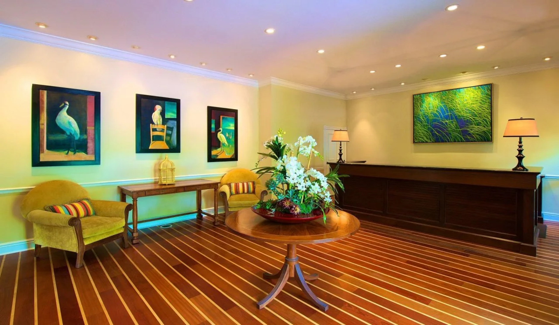 Parrot Key Hotel & Villas