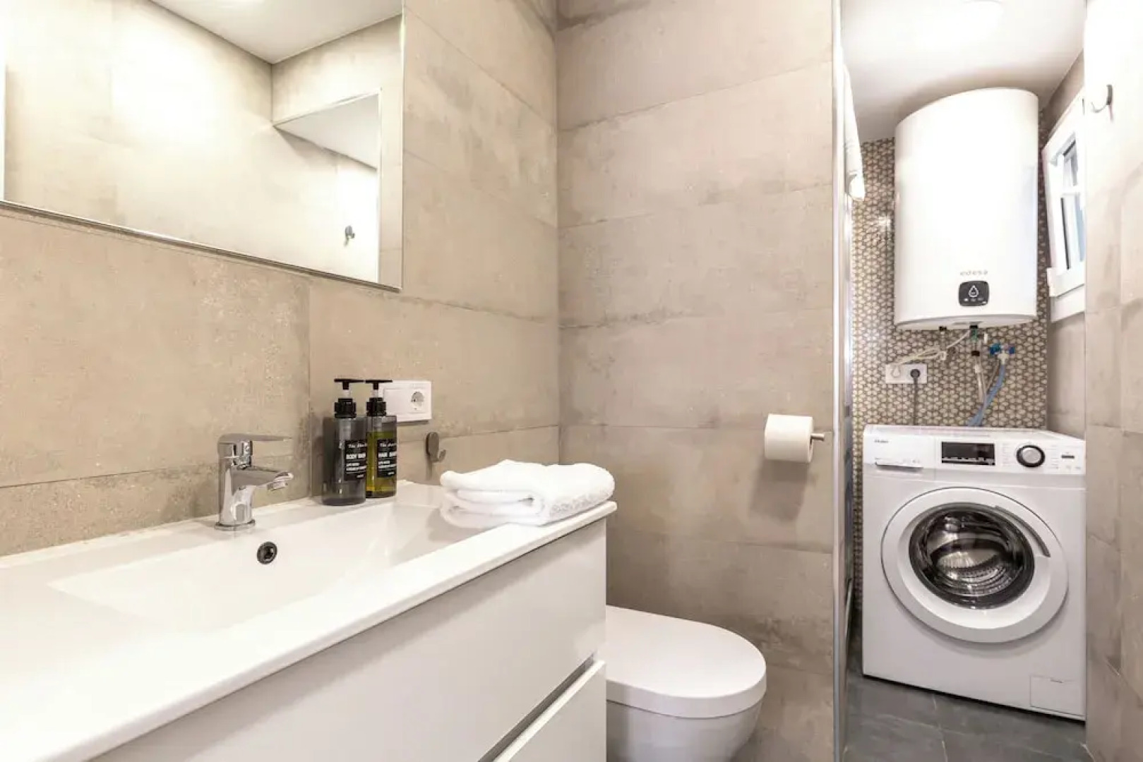 Picasso Suites Cornellá