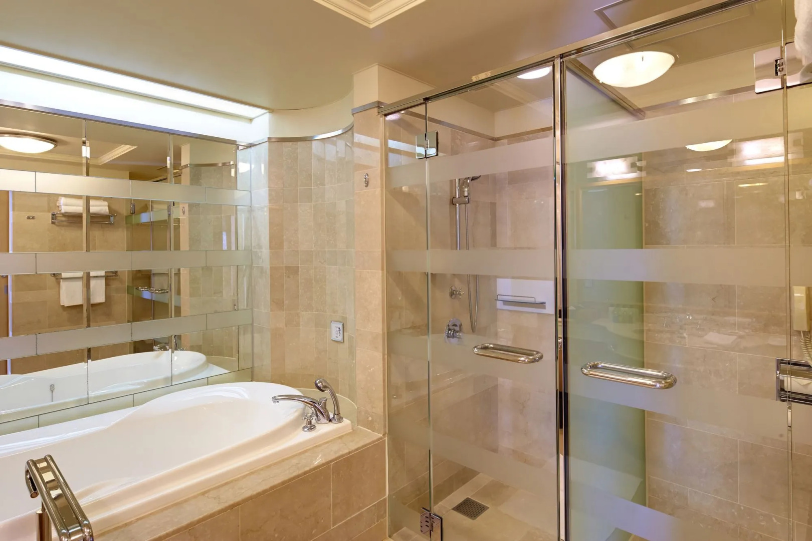 Отель ANA InterContinental Ishigaki Resort, an IHG Hotel