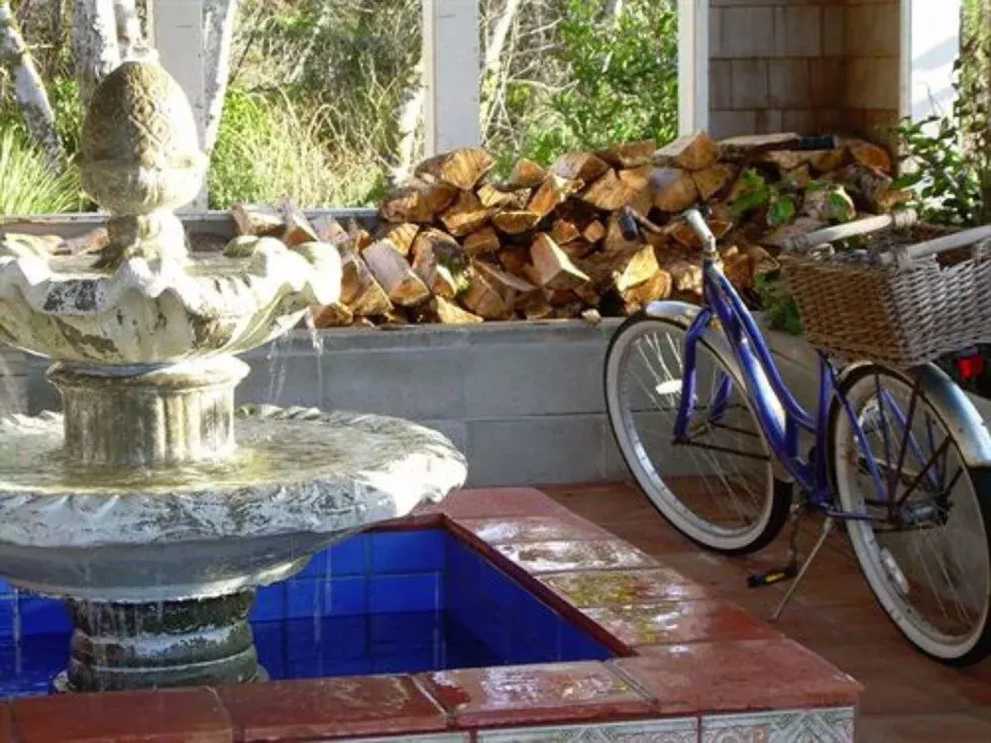 Salmonberry Inn & Beach House