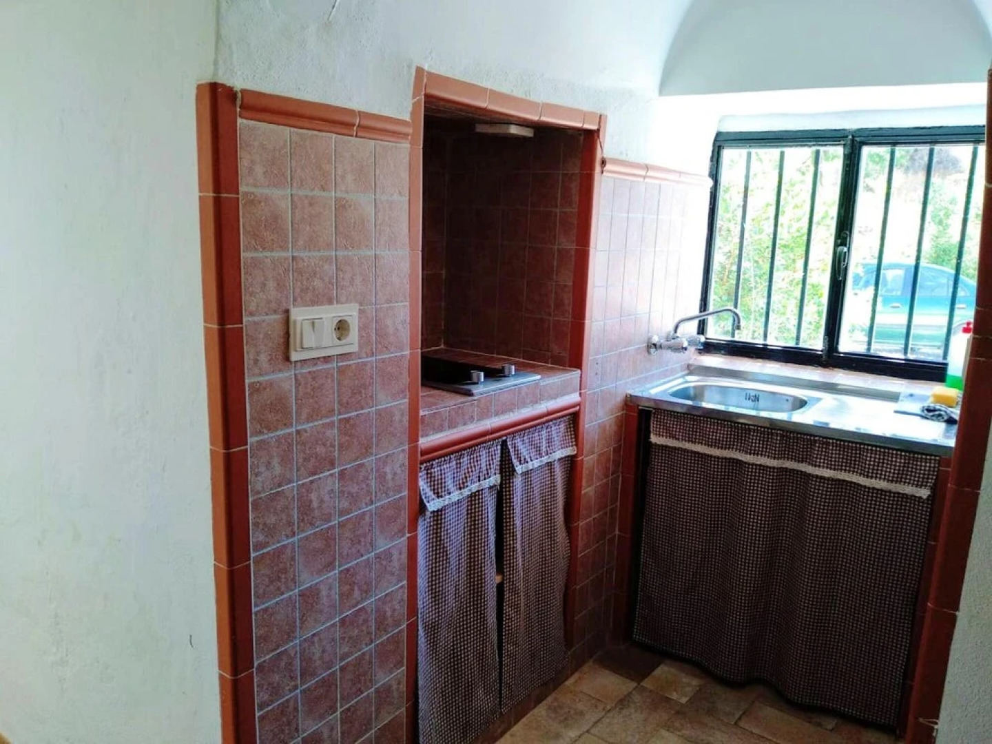 House With 4 Bedrooms in Cortes y Graena, With Wonderful Mountain View - 89 km From the Slopes