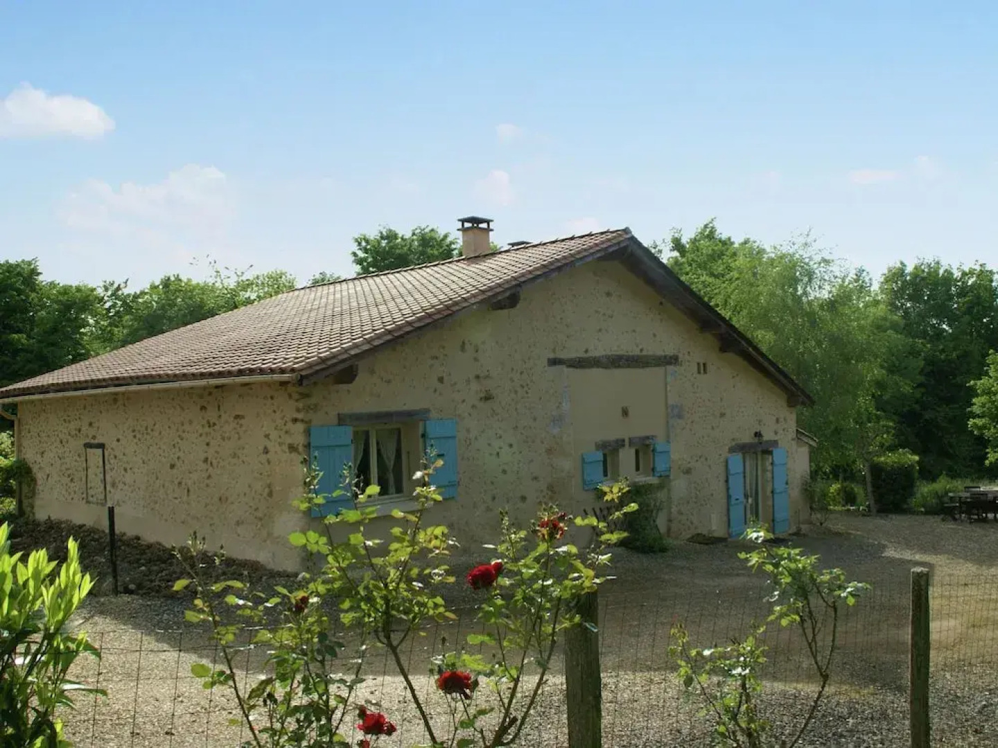 Tastefully Decorated House in Quiet Surroundings of Manzac-sur-vern