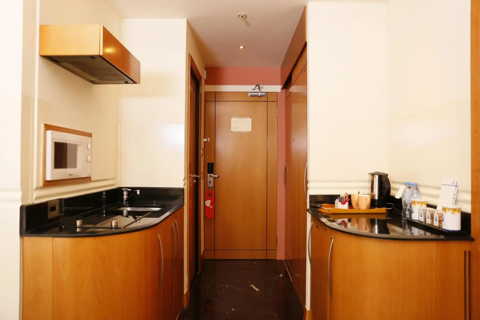 J5 Hotels Port Saeed