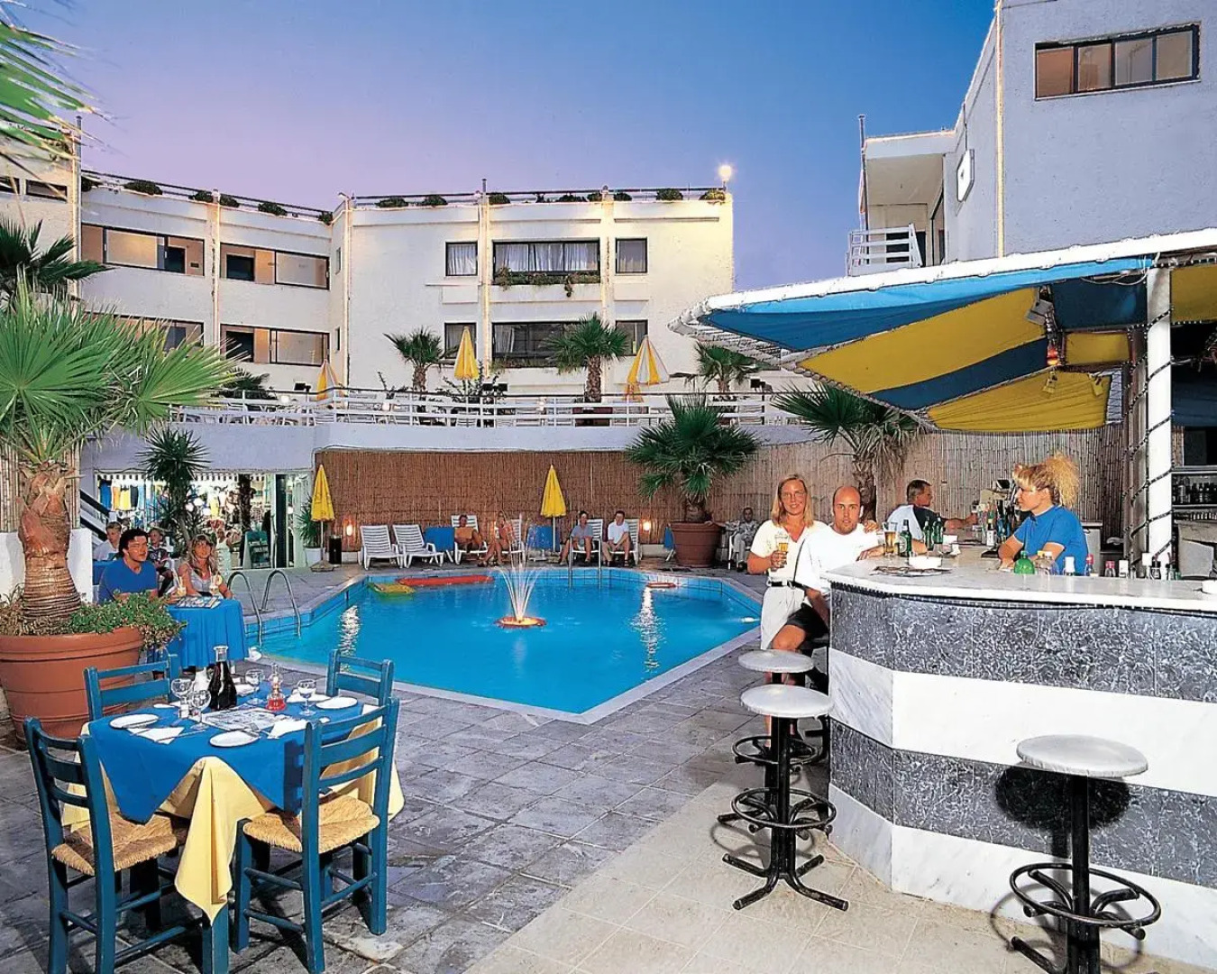 Kassavetis Apartments