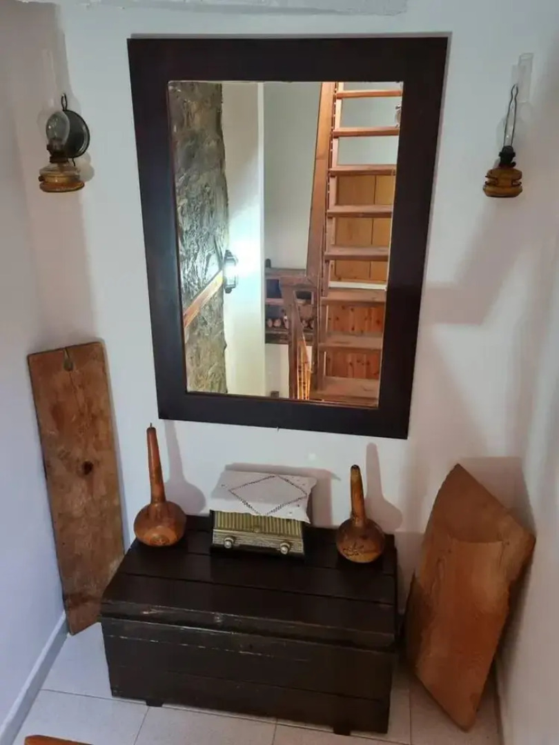 Elpiniki's Old Three Bedroom House