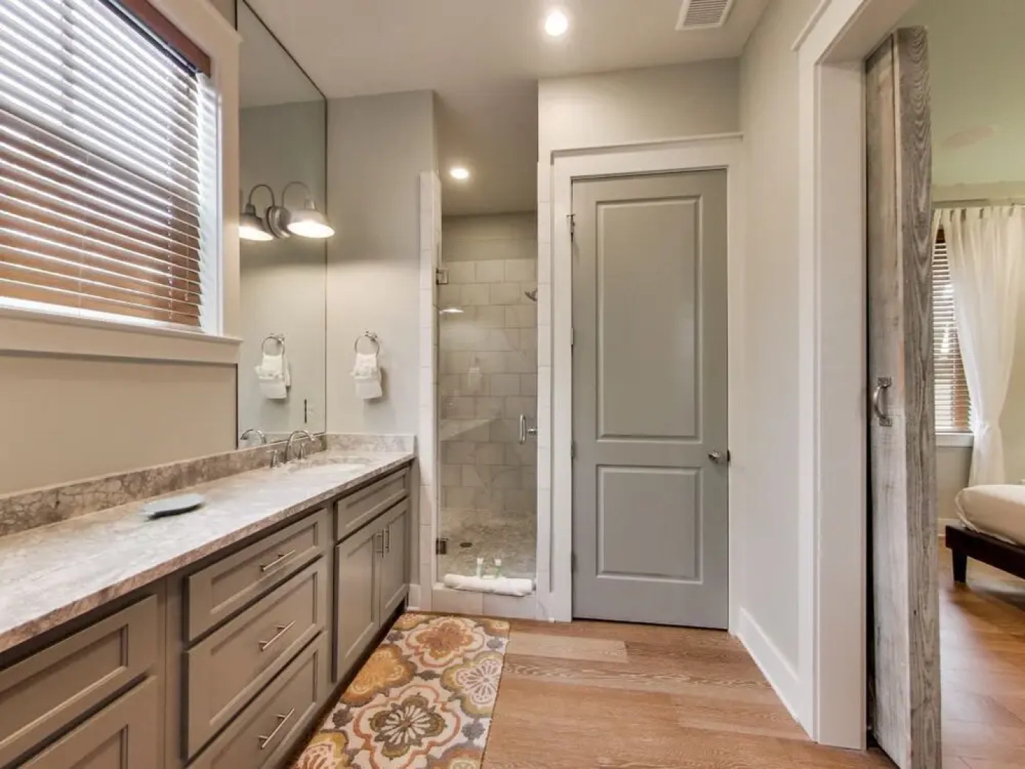 The Dawn Treader - 1232982