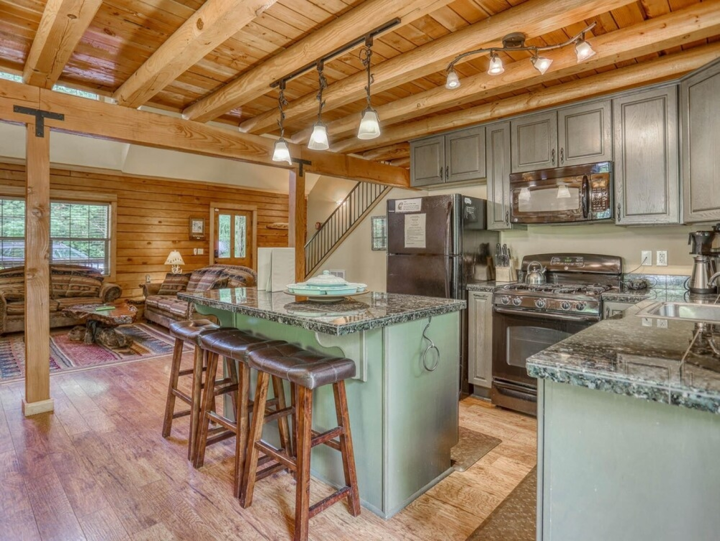 Zigzag Mountain Lodge