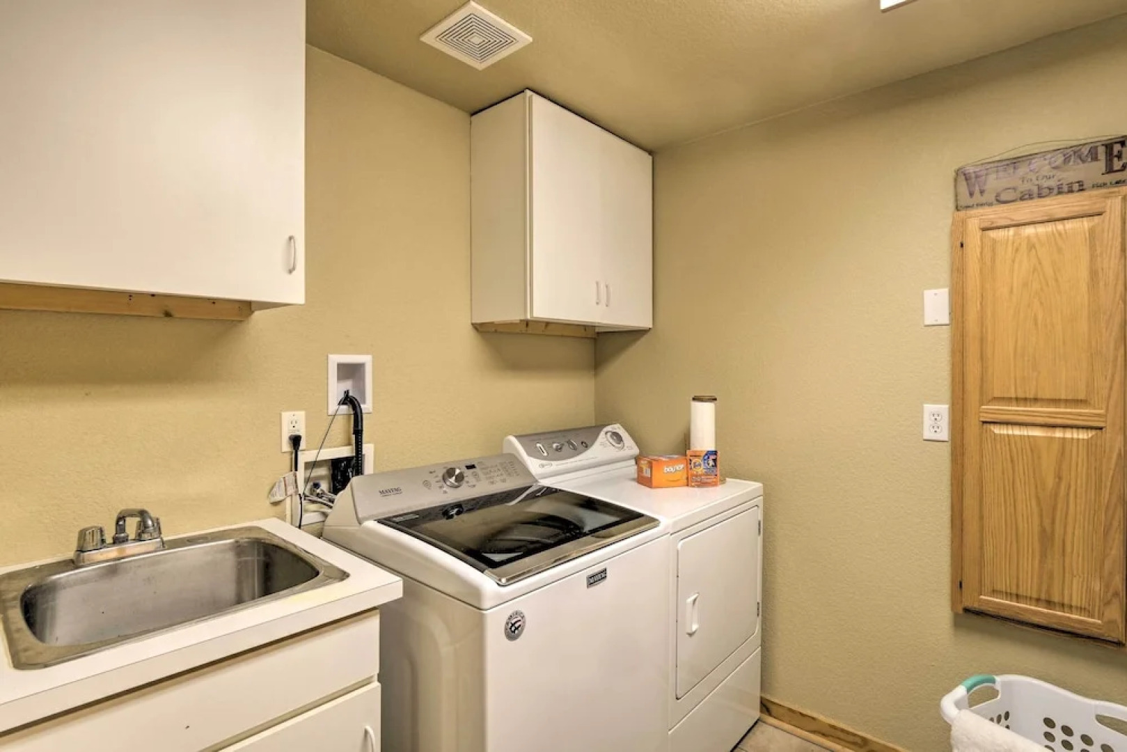 Grand Fraser Escape w/ Private Deck & Hot Tub