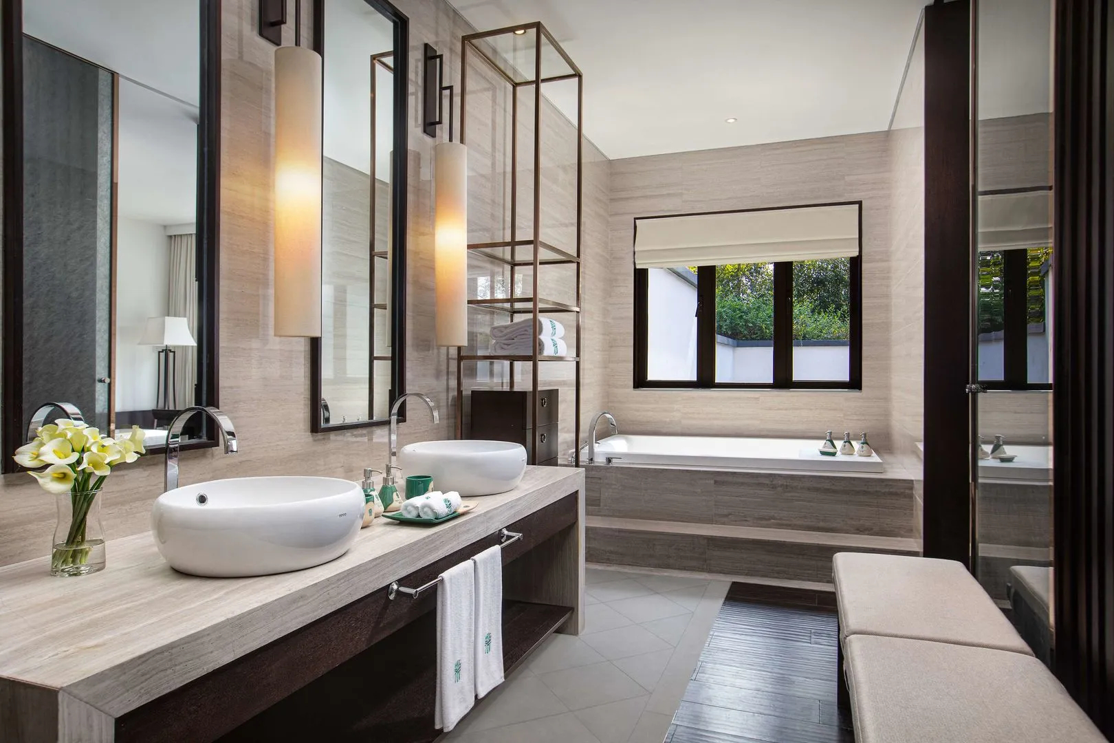 Banyan Tree Huangshan