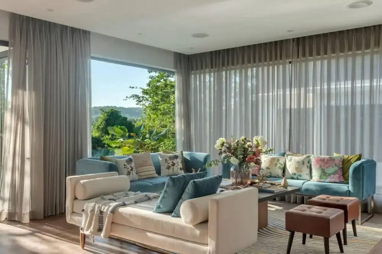 Villa Polaris by Hireavilla 4BR w Pvt Heated Pool