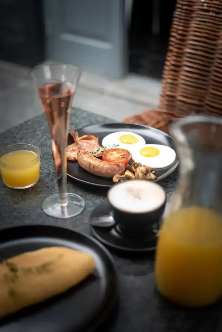 Ruby Rose Country House