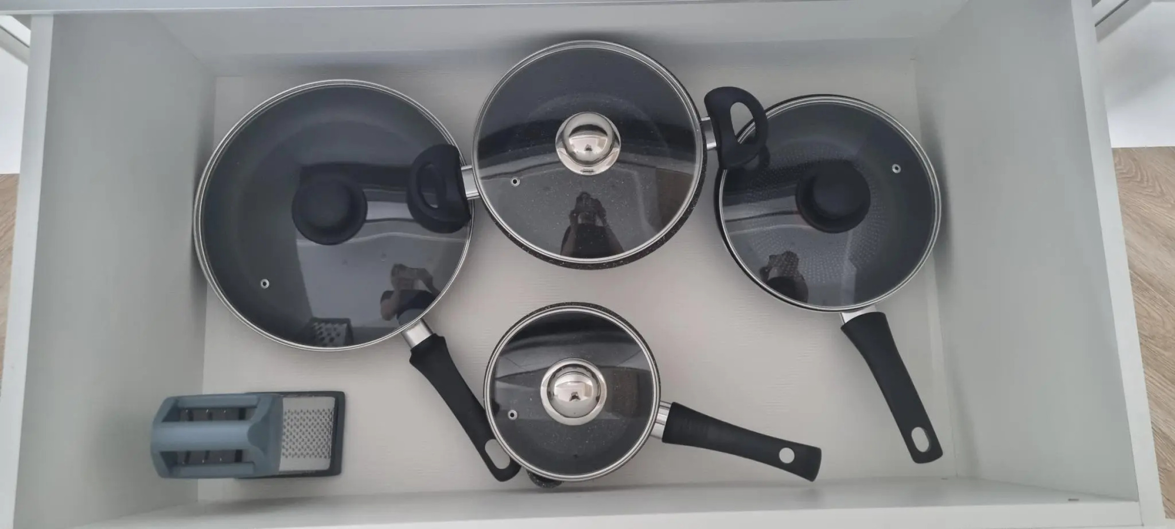 Viva Apartments (Вива Апартментс) на шоссе Солотчинское 4 корпус 2