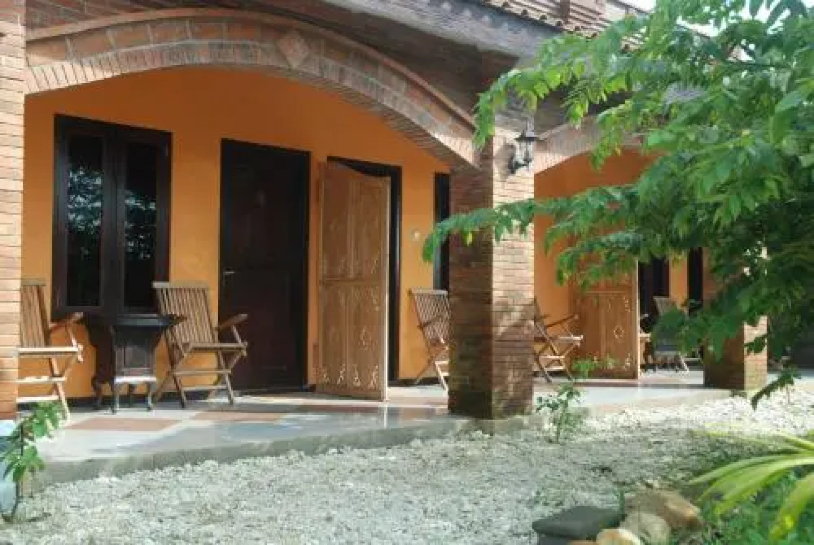 New Bandengan Beach Hotel