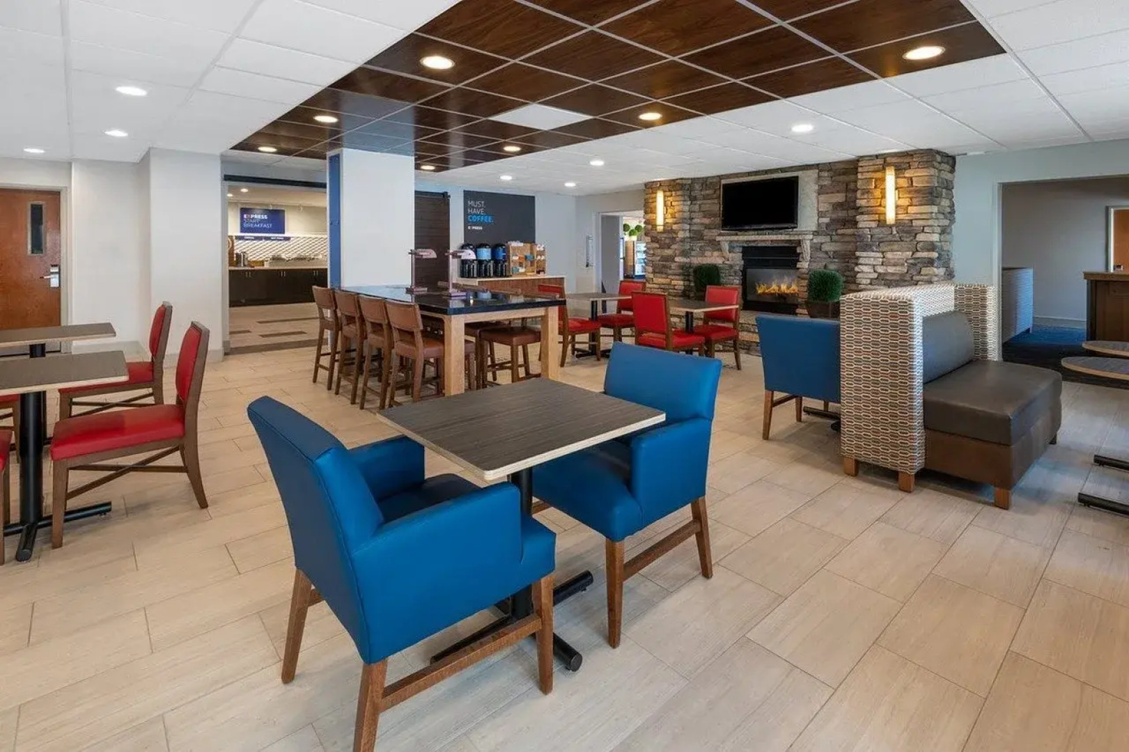 Holiday Inn Express & Suites Wheat Ridge-Denver West by IHG