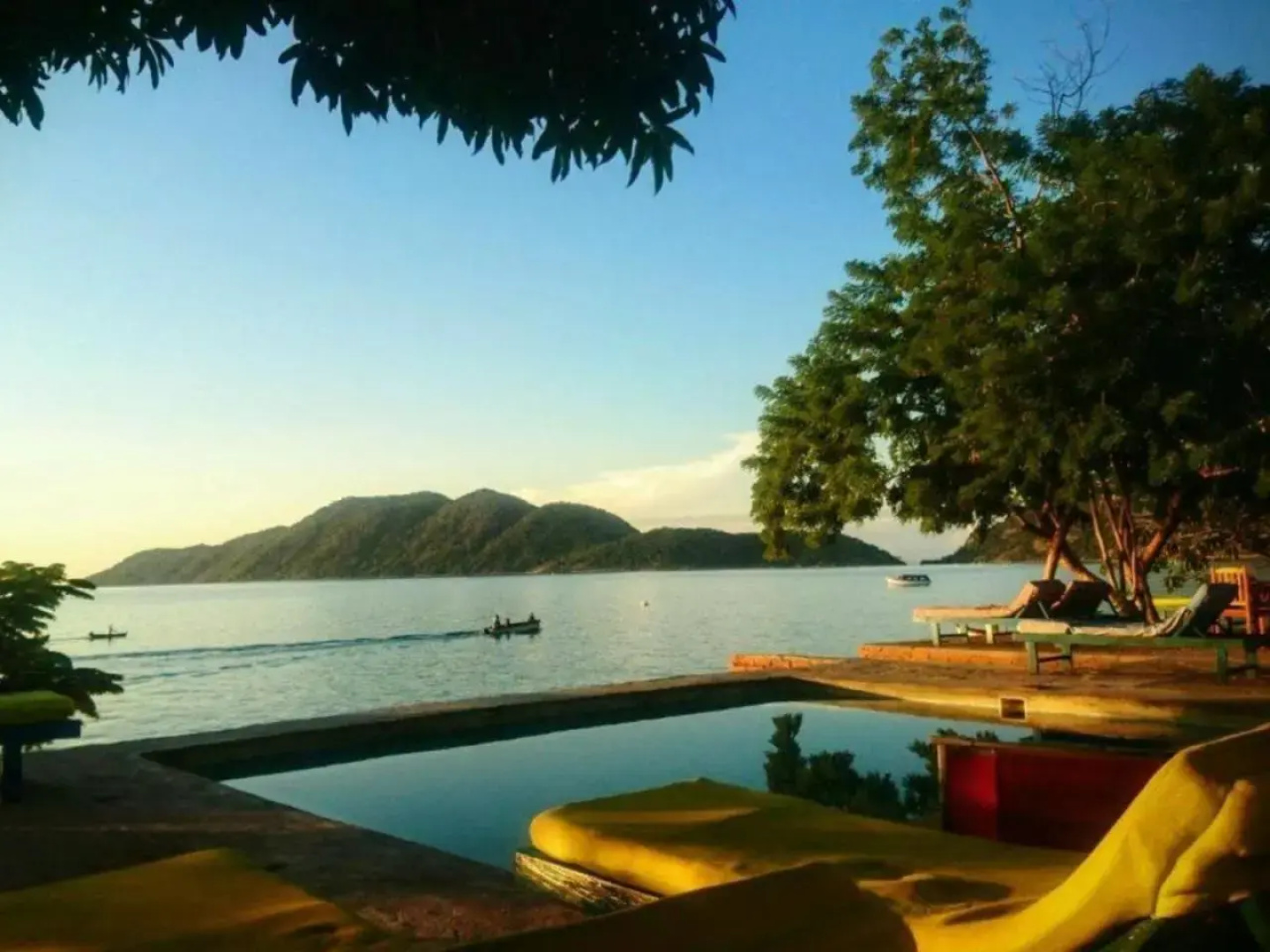 Thumbi View Lodge